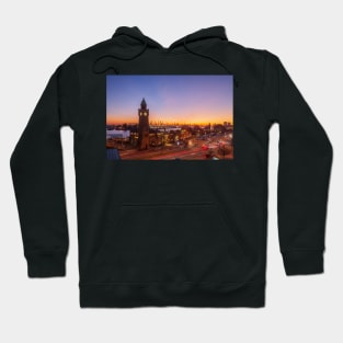 St. Pauli Landungsbrücken, Hamburg, dusk, afterglow Hoodie